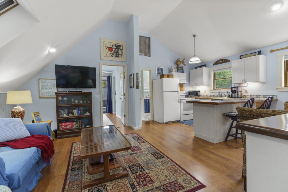97 Presley Drive Boothbay ME 04544
