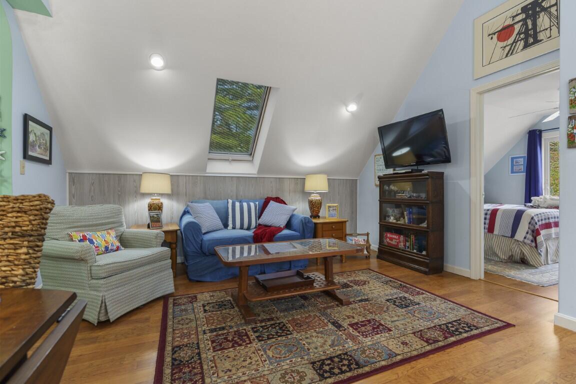 97 Presley Drive Boothbay ME 04544