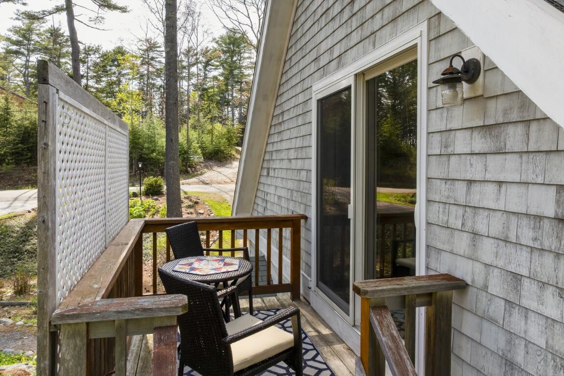 97 Presley Drive Boothbay ME 04544