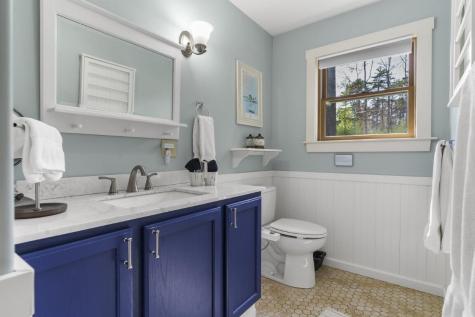 97 Presley Drive Boothbay ME 04544