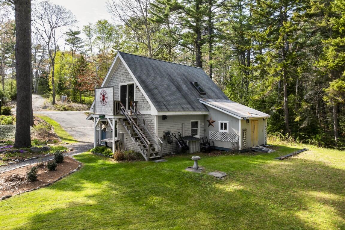 97 Presley Drive Boothbay ME 04544