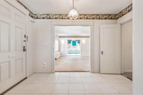 14 Nelke Place Lewiston ME 04240