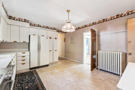 14 Nelke Place Lewiston ME 04240