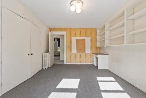 14 Nelke Place Lewiston ME 04240