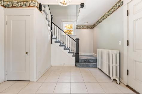 14 Nelke Place Lewiston ME 04240