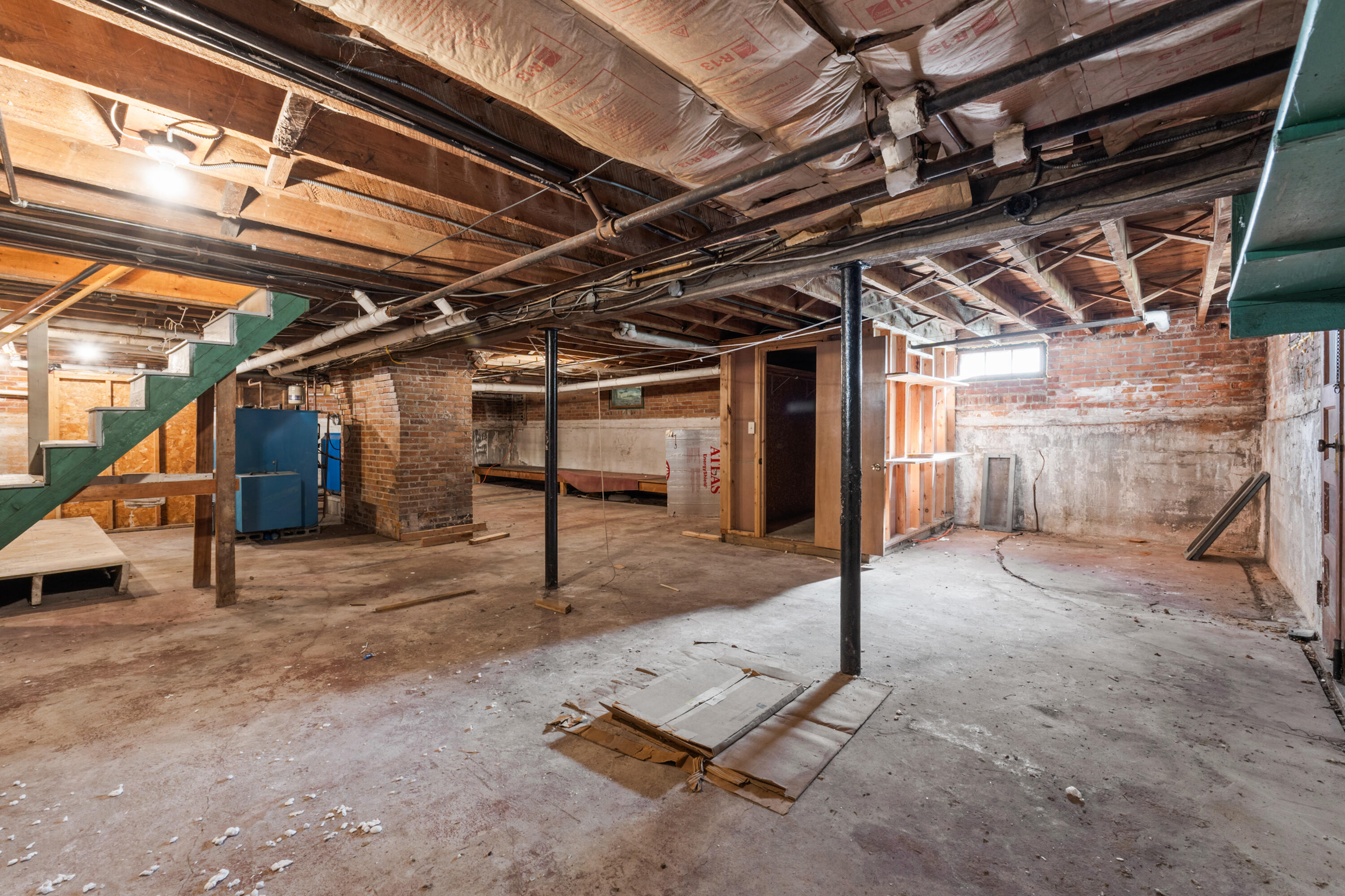 14 Nelke Place Lewiston ME 04240