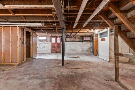 14 Nelke Place Lewiston ME 04240