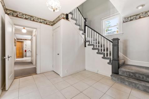 14 Nelke Place Lewiston ME 04240