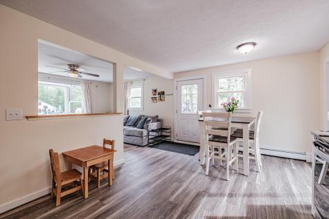 218 Middlesex Road Topsham ME 04086
