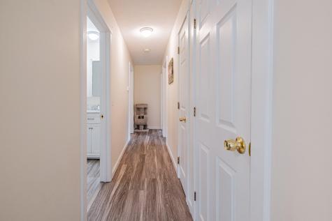 218 Middlesex Road Topsham ME 04086