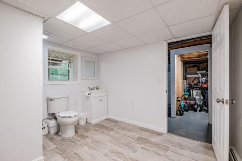 218 Middlesex Road Topsham ME 04086