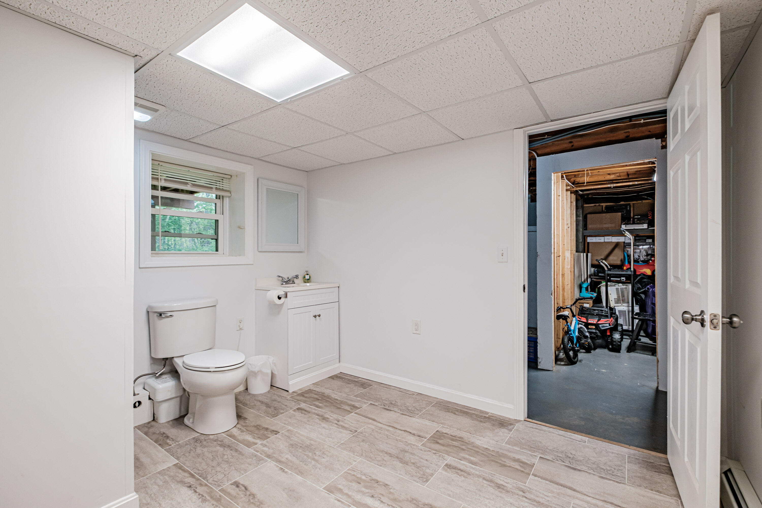 218 Middlesex Road Topsham ME 04086