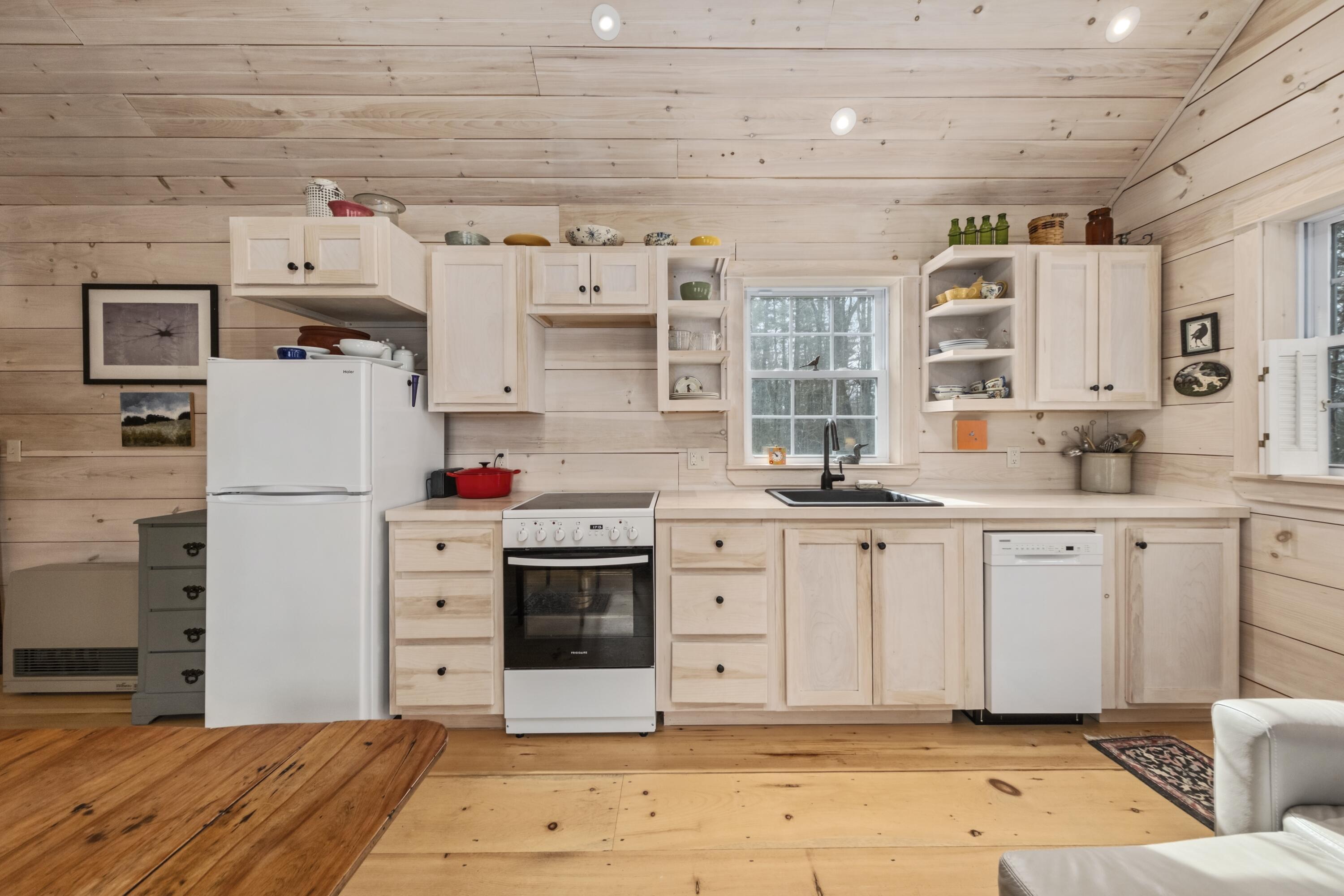 4 Boulder Cove Way Bremen ME 04551