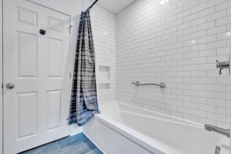 16 Bluestone Lane York ME 03909