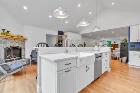 16 Bluestone Lane York ME 03909