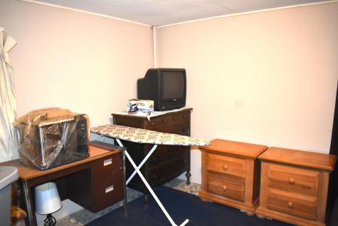 28 Libby Street Lincoln ME 04457