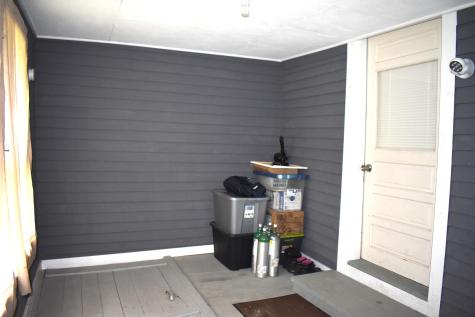 28 Libby Street Lincoln ME 04457