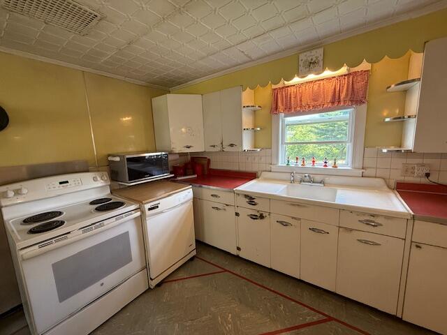 10 Palm Street Baileyville ME 04694