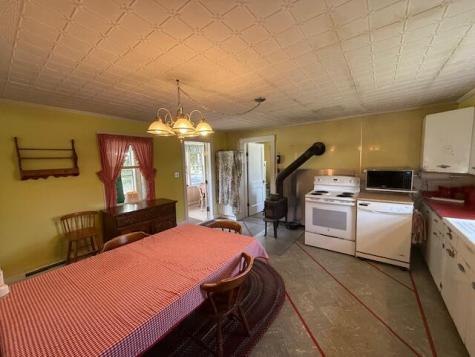 10 Palm Street Baileyville ME 04694