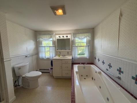 10 Palm Street Baileyville ME 04694