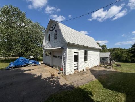 10 Palm Street Baileyville ME 04694