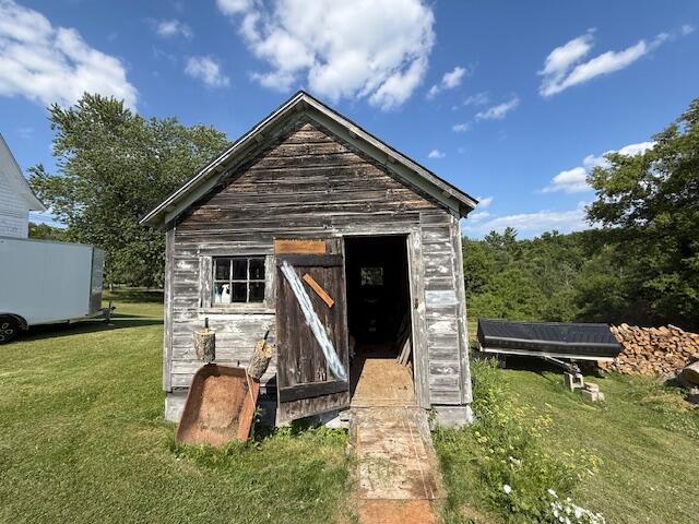 10 Palm Street Baileyville ME 04694