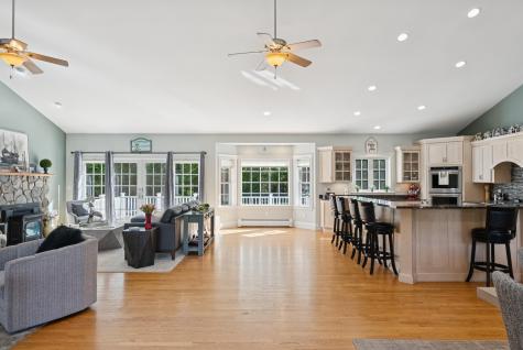 29 Victoria Lane Windham ME 04062