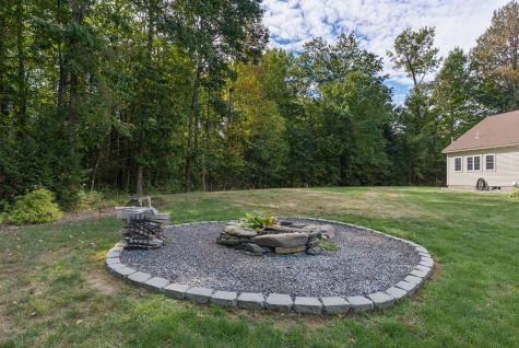 29 Victoria Lane Windham ME 04062