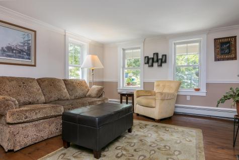 1 Lilac Lane Falmouth ME 04105