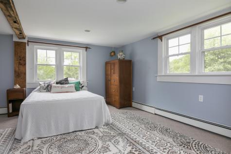 1 Lilac Lane Falmouth ME 04105