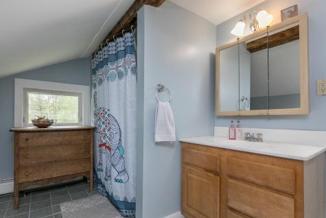 1 Lilac Lane Falmouth ME 04105