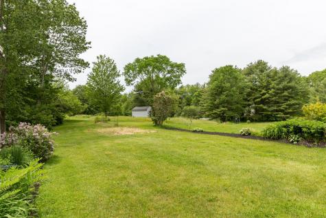 1 Lilac Lane Falmouth ME 04105