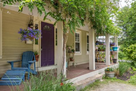 1 Lilac Lane Falmouth ME 04105
