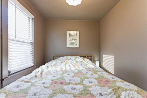 122 Field Avenue Auburn ME 04210