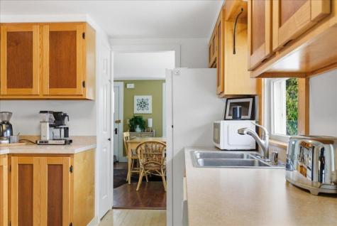 122 Field Avenue Auburn ME 04210