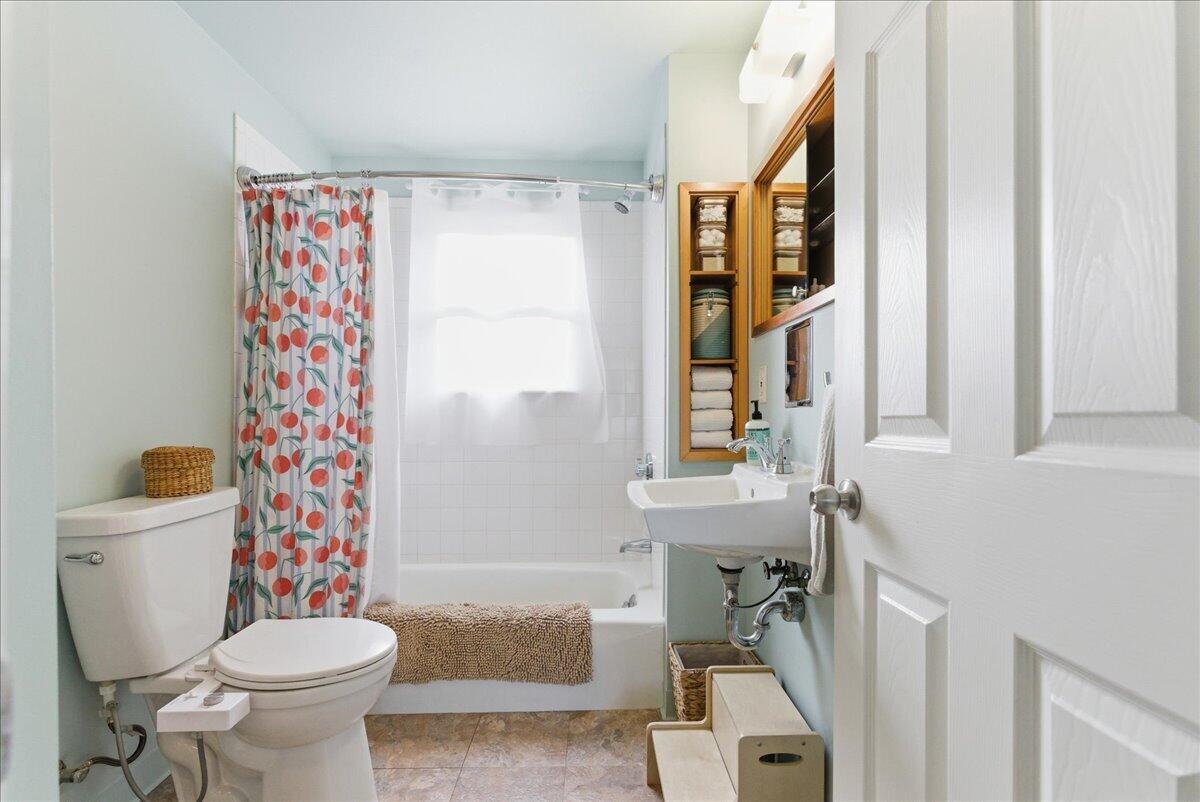 122 Field Avenue Auburn ME 04210