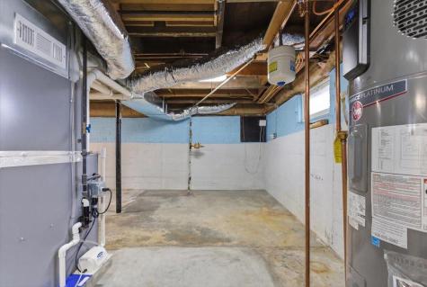 122 Field Avenue Auburn ME 04210