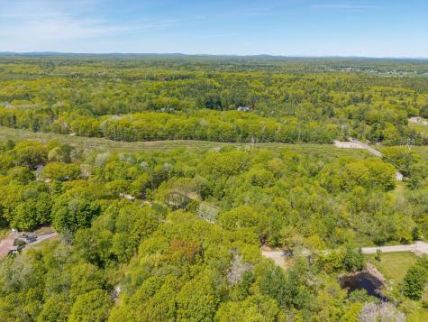 5 Taylor Lane Kennebunk ME 04043