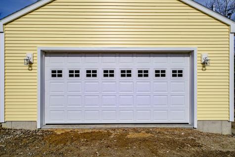 6 Loch View Drive Lewiston ME 04240