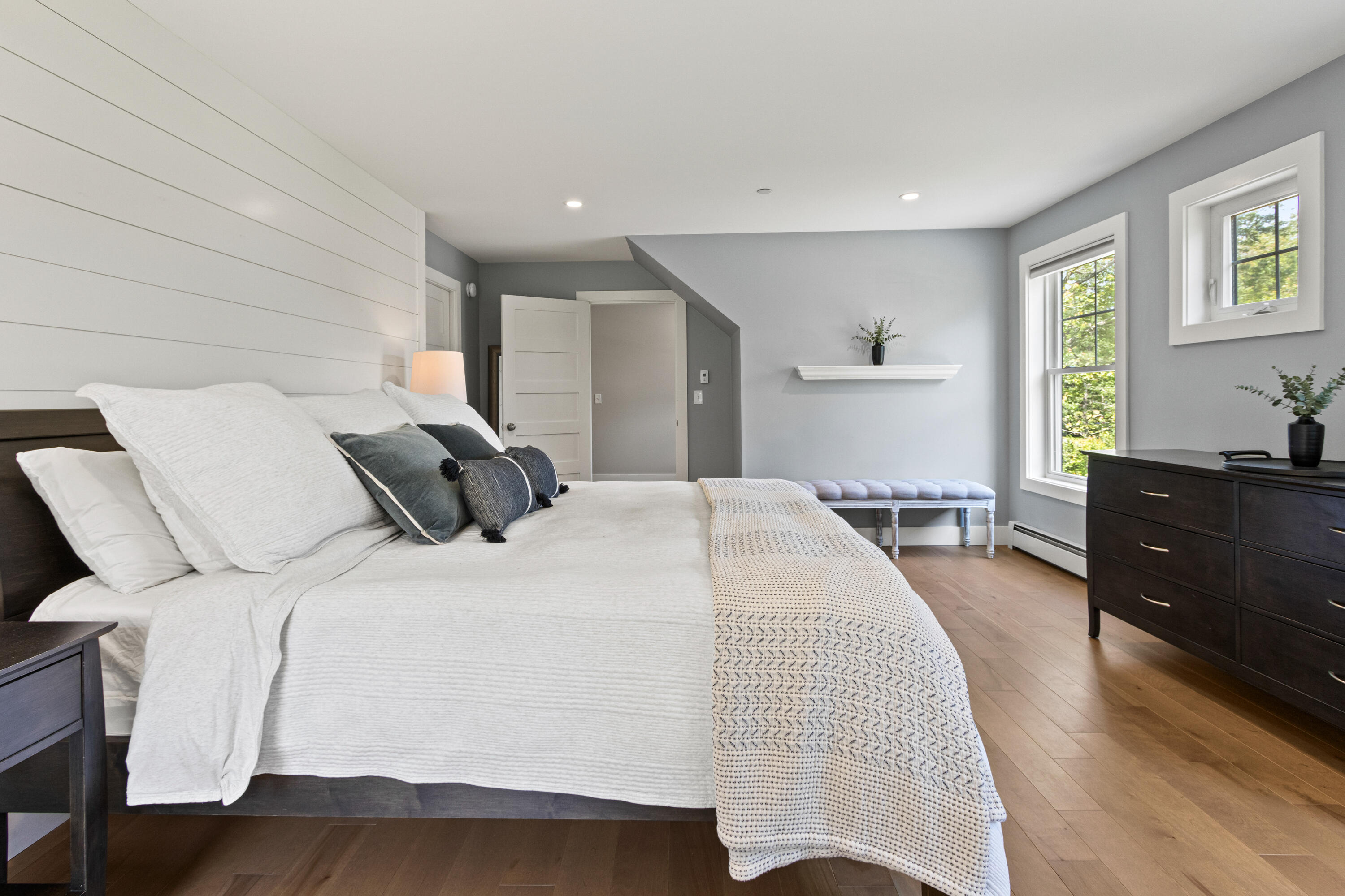 56 Ledgewood Drive Falmouth ME 04105