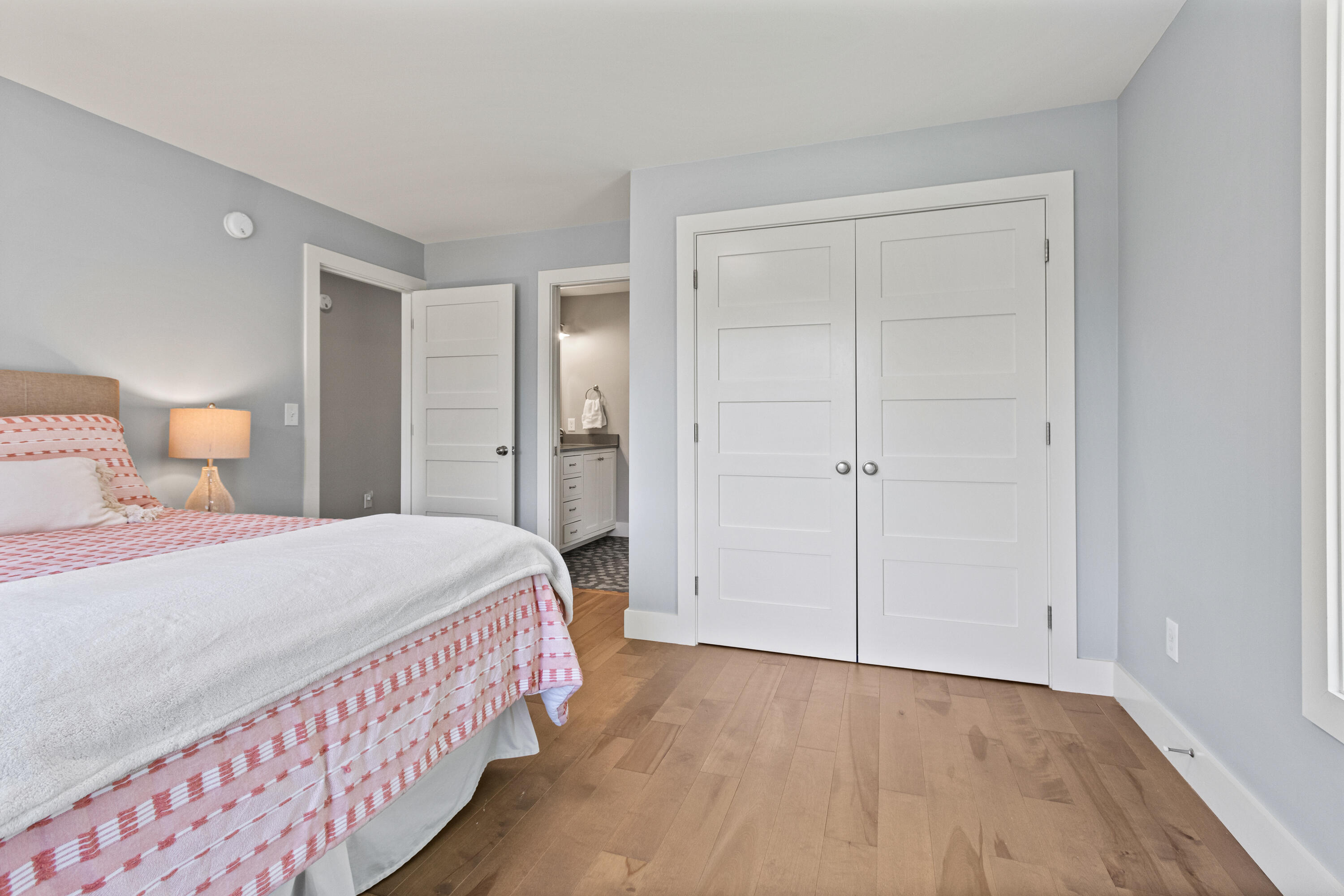 56 Ledgewood Drive Falmouth ME 04105