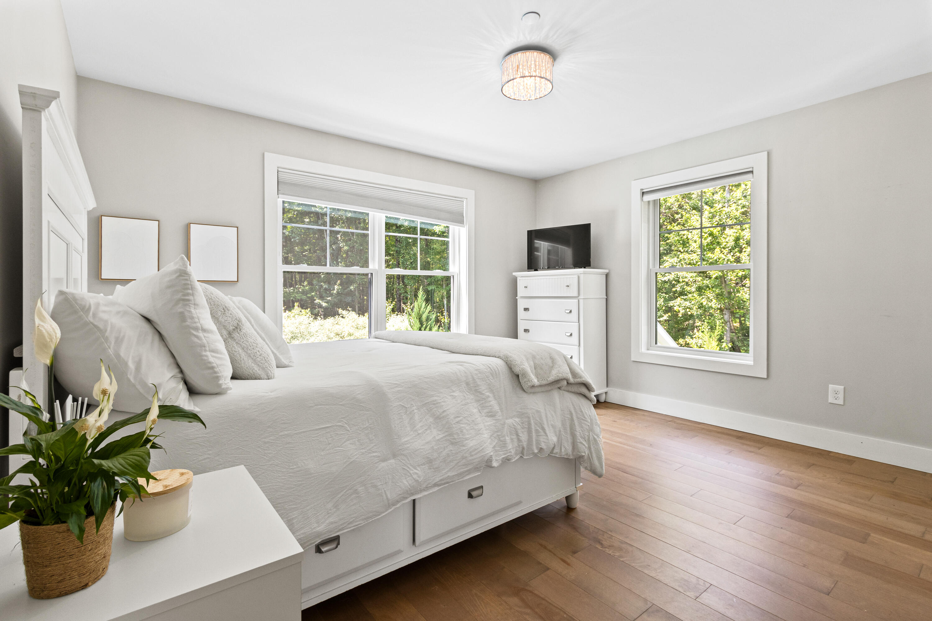 56 Ledgewood Drive Falmouth ME 04105