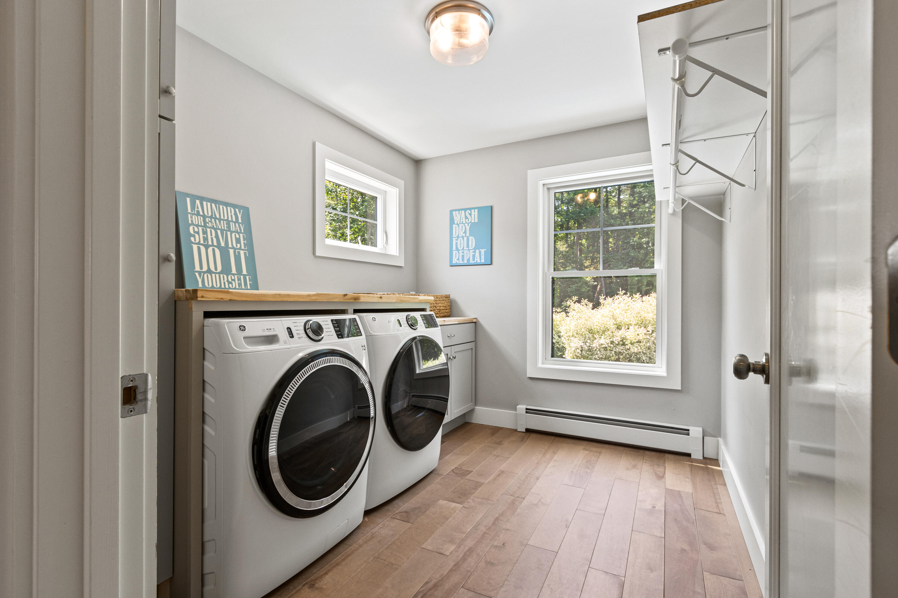 56 Ledgewood Drive Falmouth ME 04105