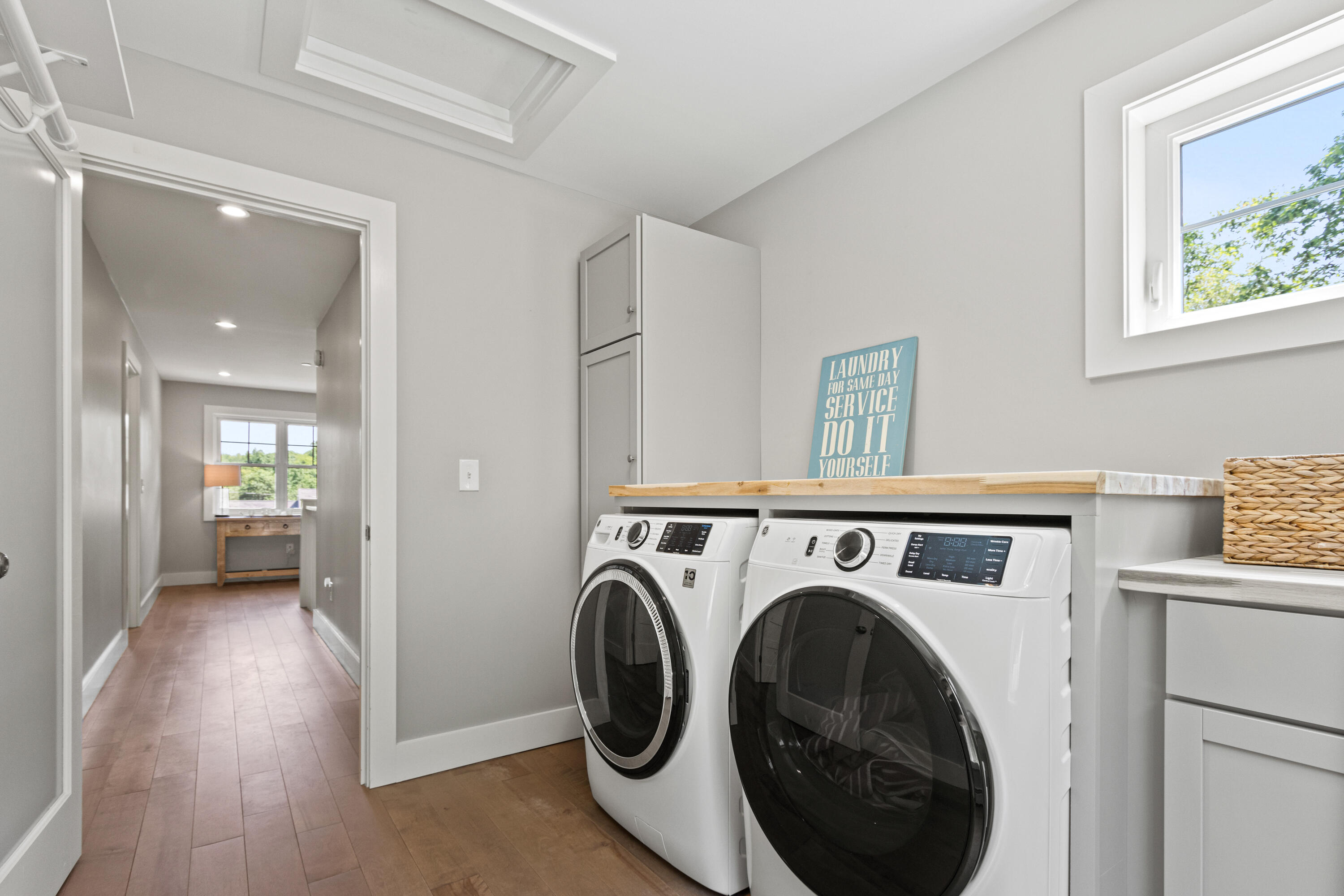 56 Ledgewood Drive Falmouth ME 04105