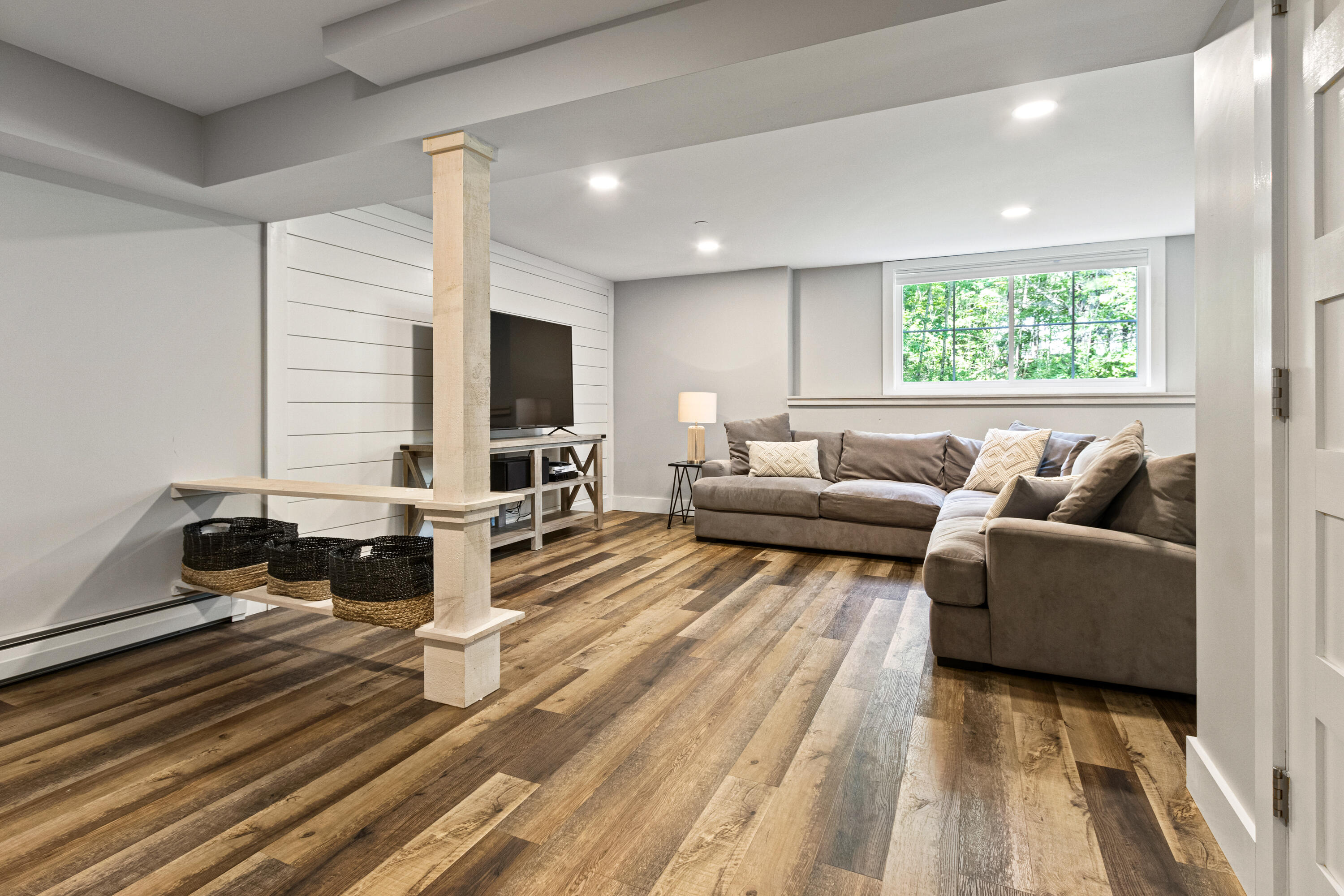 56 Ledgewood Drive Falmouth ME 04105