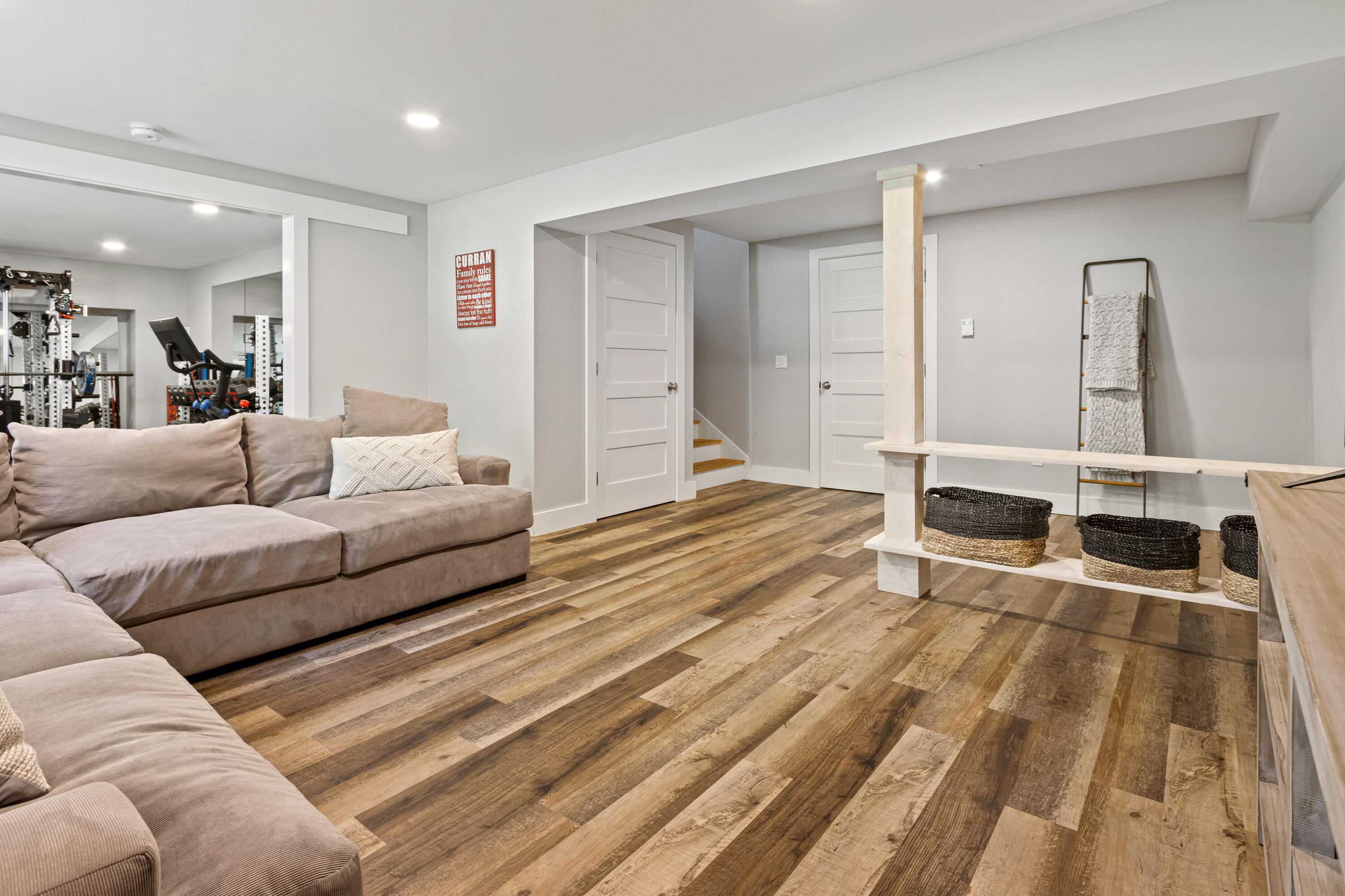 56 Ledgewood Drive Falmouth ME 04105