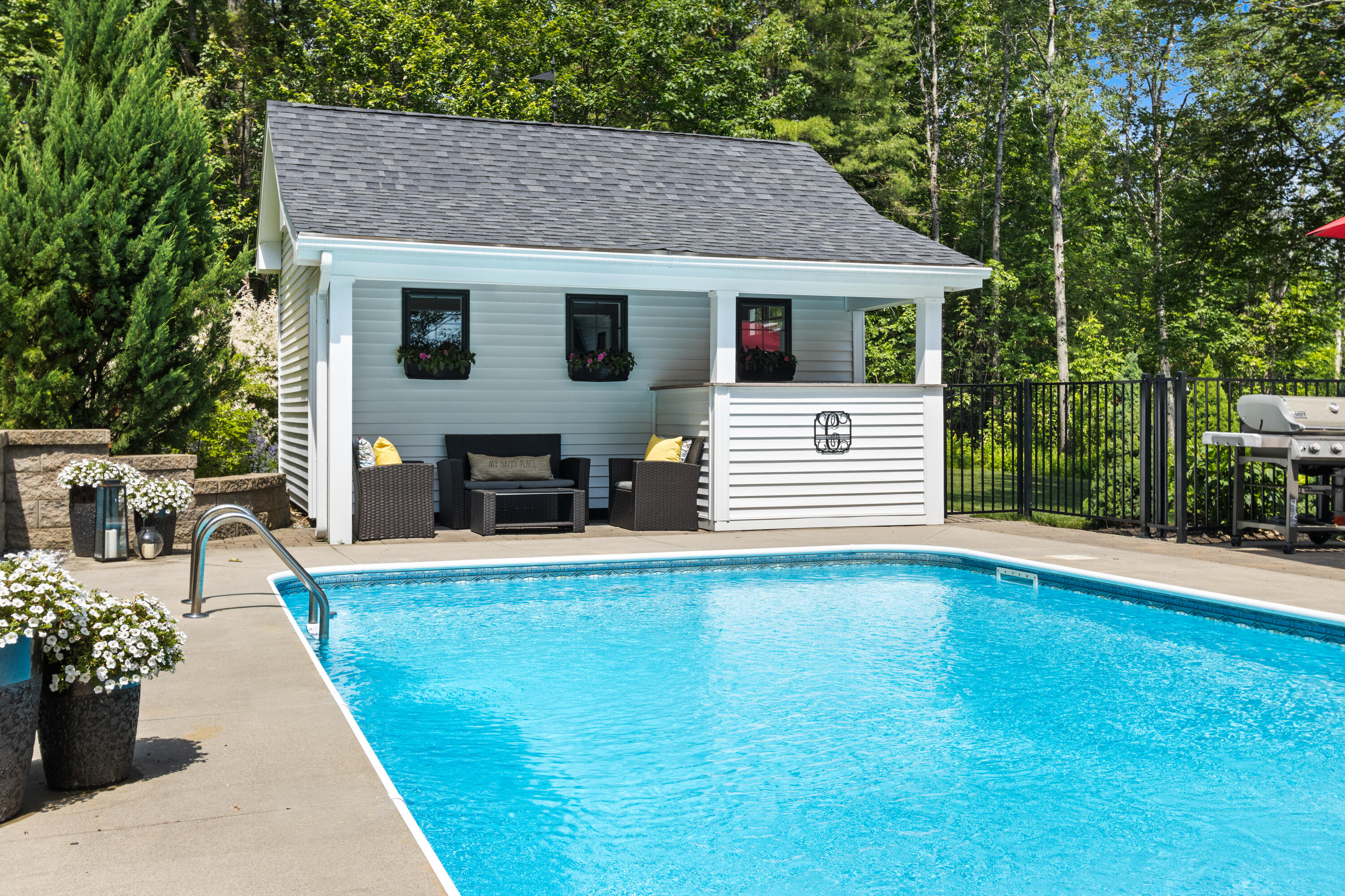 56 Ledgewood Drive Falmouth ME 04105