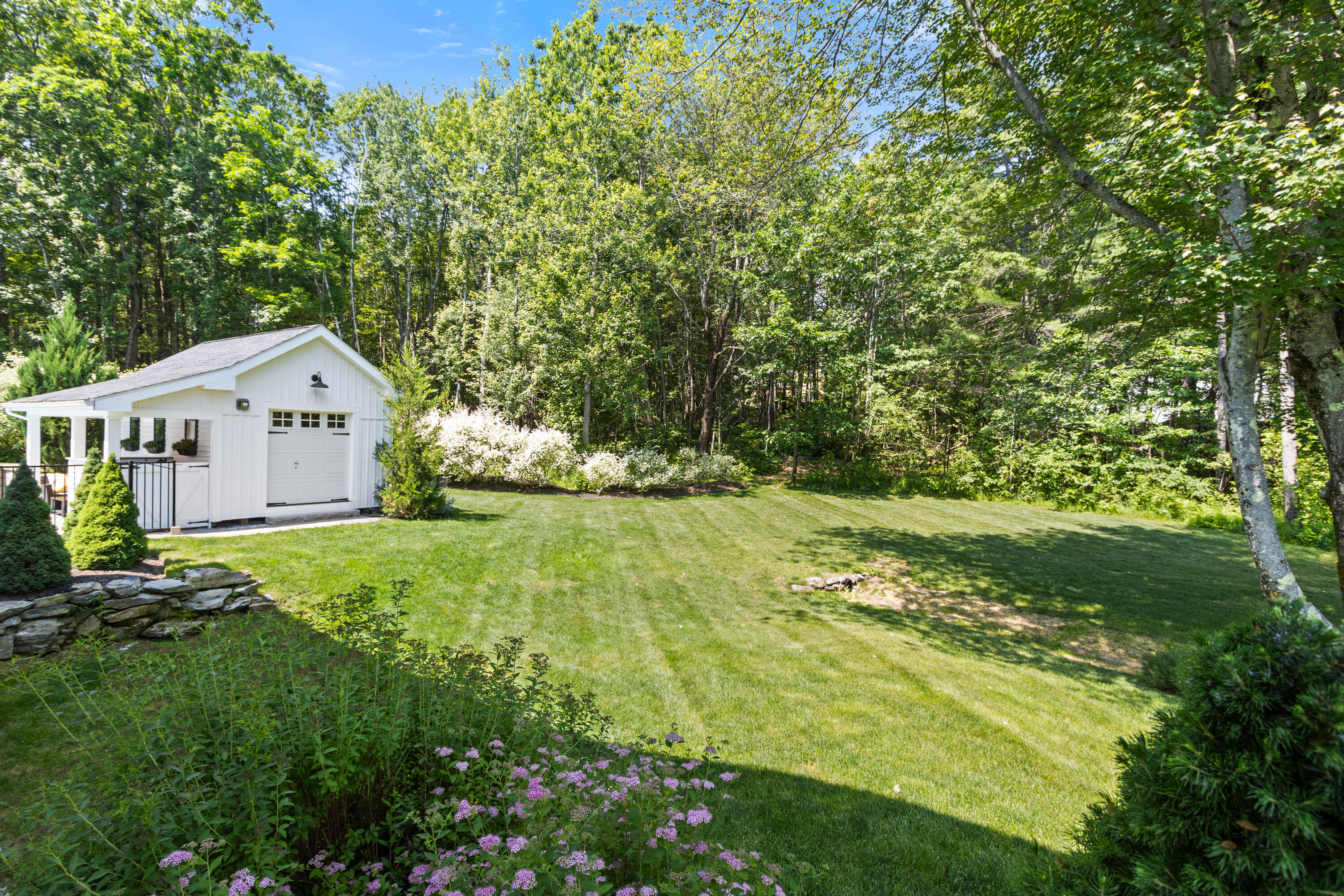 56 Ledgewood Drive Falmouth ME 04105