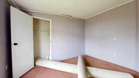 33 Dunlop Avenue Mechanic Falls ME 04256