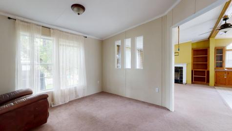 33 Dunlop Avenue Mechanic Falls ME 04256